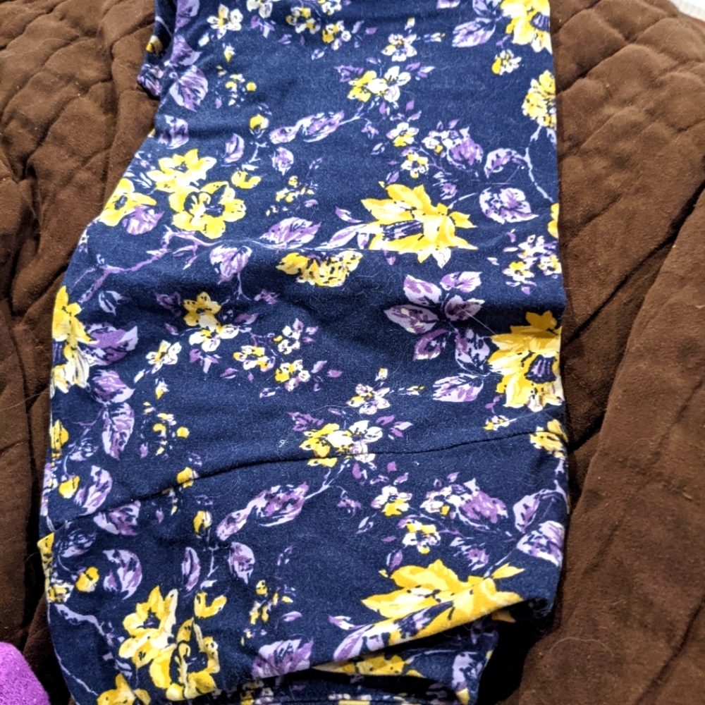TC LuLaRoe leggings 2/$17 3/$23 4/$27